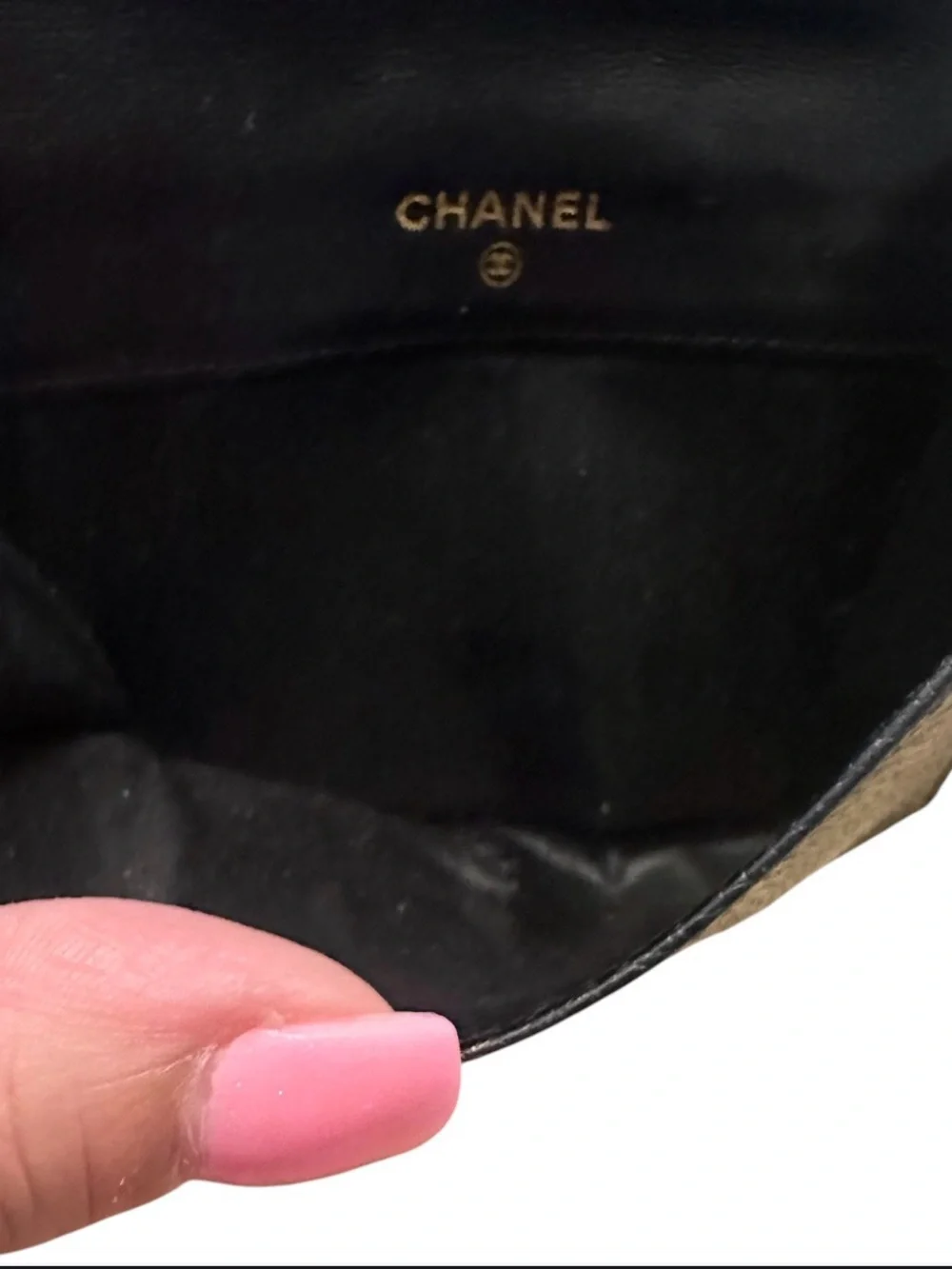 CHANEL refined clutch